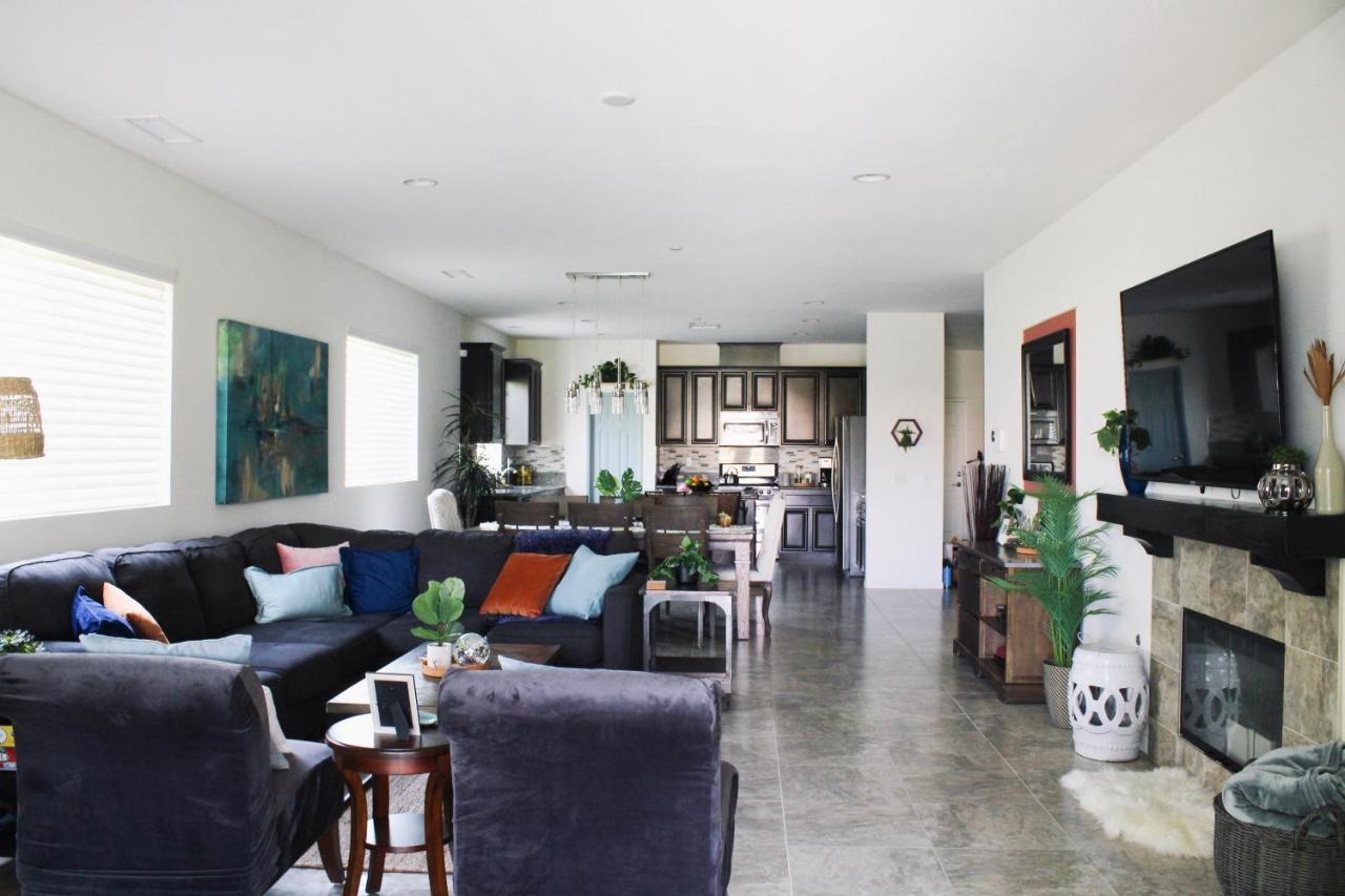 Entire Bungalow W/ Private Pool Near Palm Springs! Indio Extérieur photo