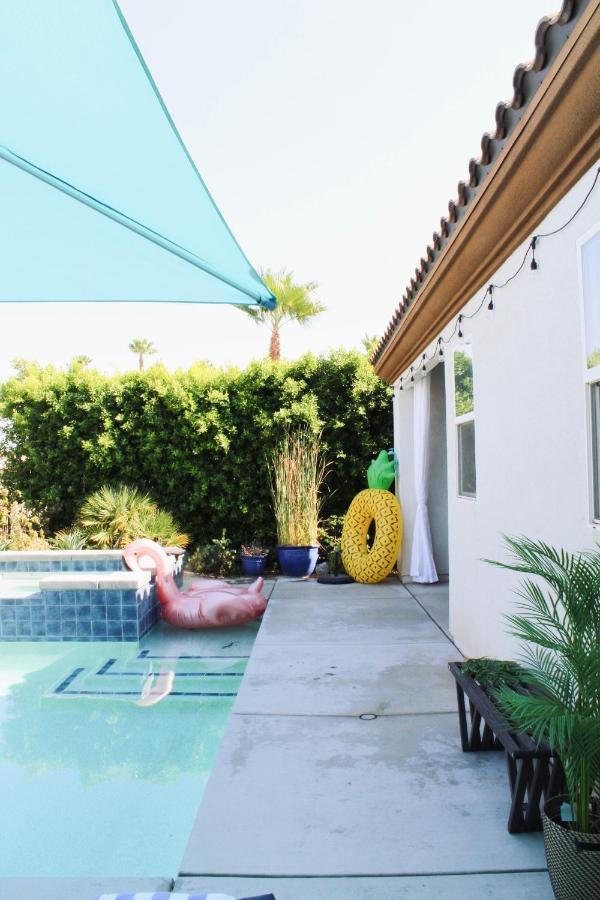 Entire Bungalow W/ Private Pool Near Palm Springs! Indio Extérieur photo