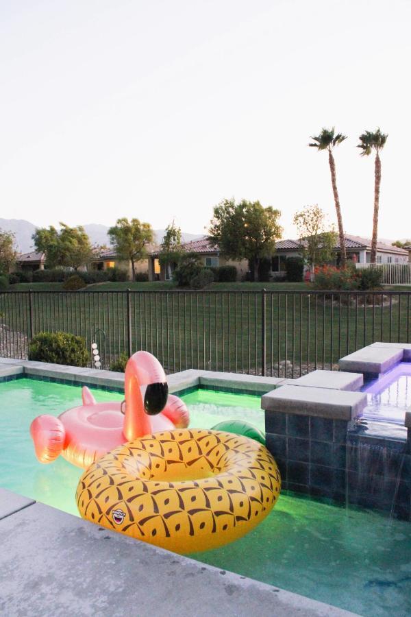 Entire Bungalow W/ Private Pool Near Palm Springs! Indio Extérieur photo